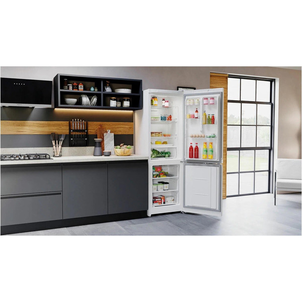 Холодильник Hotpoint-Ariston HTS 5180 W