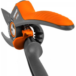 Секатор Daewoo Power DAGP 900