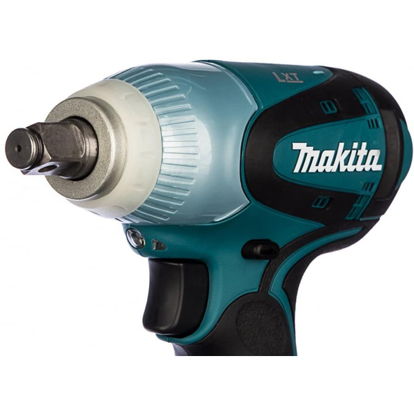 Гайковерт Makita DTW251RME (с 2-мя АКБ, кейс)