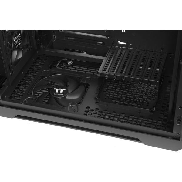 Корпус Thermaltake CTE C700 Air CA-1X7-00F1WN-00