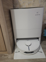 Робот-пылесос Polaris PVCRAC 7750 WIFI IQ Home (белый)