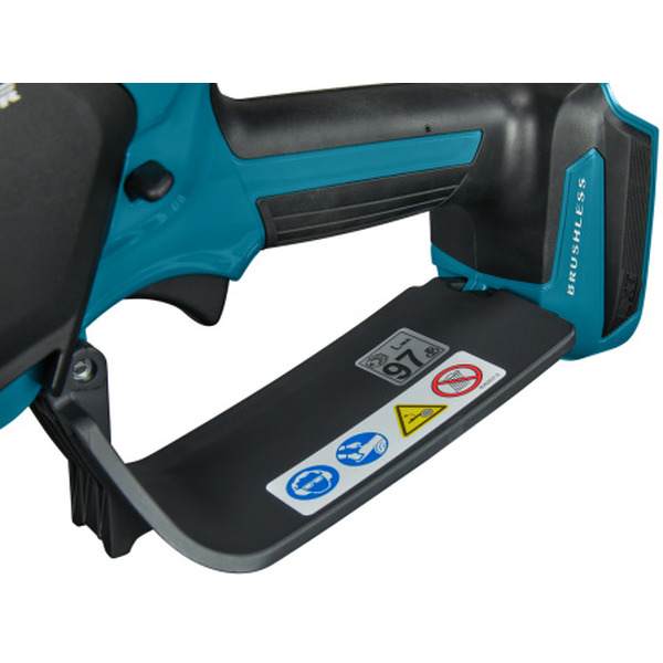 Аккумуляторная пила Makita DUC150SF