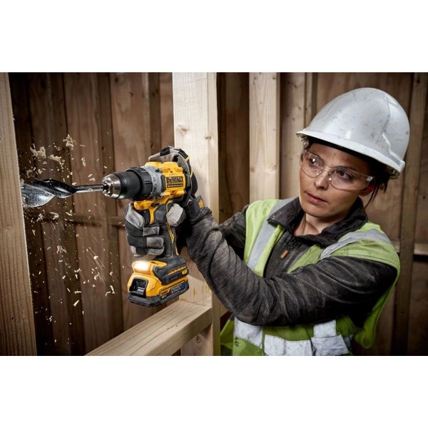 Дрель-шуруповерт DeWalt DCD800E1T (с 1-им АКБ 1.7 Ач, кейс)