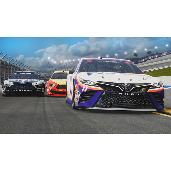 Игра NASCAR Heat 5 для PlayStation 4