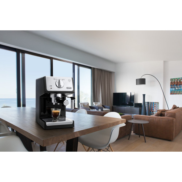 Кофеварка DeLonghi ECP 33.21.BK