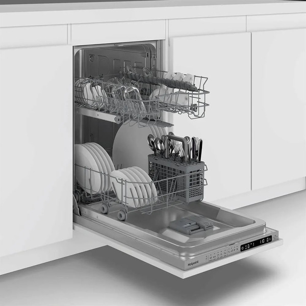 Встраиваемая посудомоечная машина Hotpoint HIS 1C56W