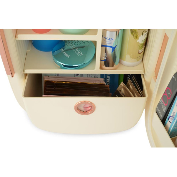 Холодильник для косметики ZUGEL ZCR1201 (молочный)