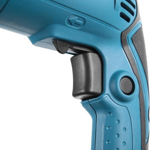 Дрель ударная MAKITA HP1630K