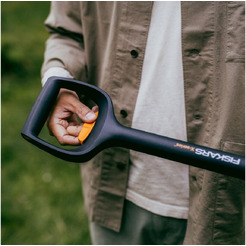 Корнеудалитель телескопический Fiskars 1080409