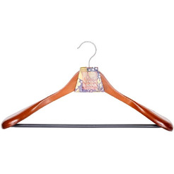 Вешалка Podari Деревянная для верхней одежды с антискользящей перекладиной JHО 9708