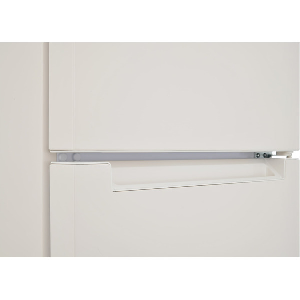 Холодильник Indesit DS 3160 E