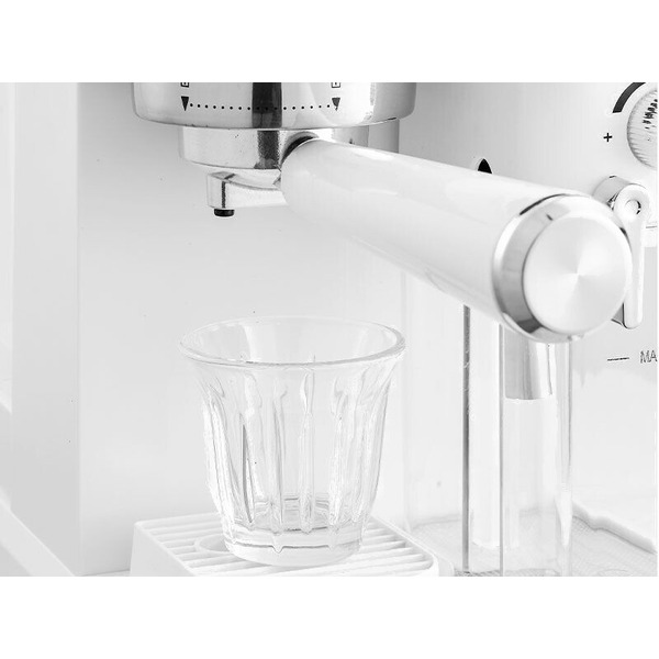 Кофеварка эспрессо Domio CM5600