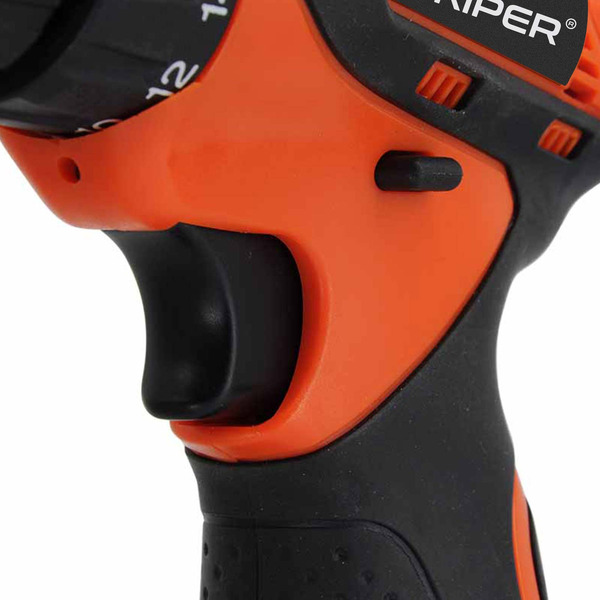 Дрель-шуруповерт Skiper CS2800-1 (с 2-мя АКБ, кейс)