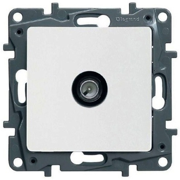 Розетка Legrand Etika 672265