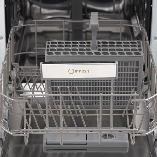 Посудомоечная машина Indesit DIS 2C29