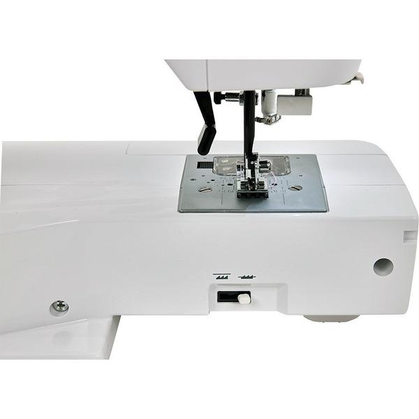 Швейная машина Leader VS 570E