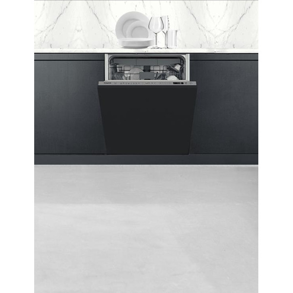 Встраиваемая посудомоечная машина Hotpoint HI 4D66 DW