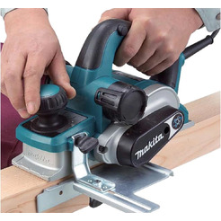 Рубанок электрический MAKITA KP0810