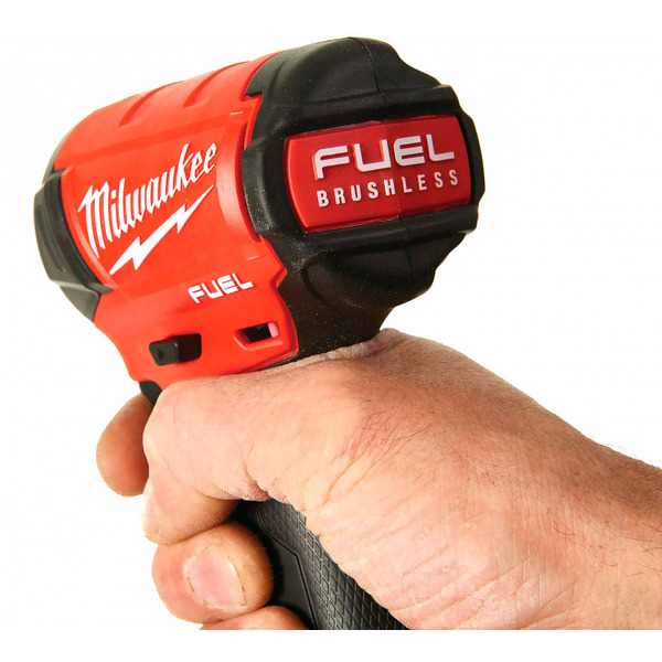 Винтоверт Milwaukee M12 FQID-202X 4933464973