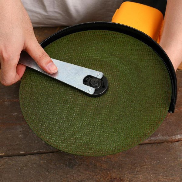 Углошлифмашина Deko AG2400DK (083-1030)