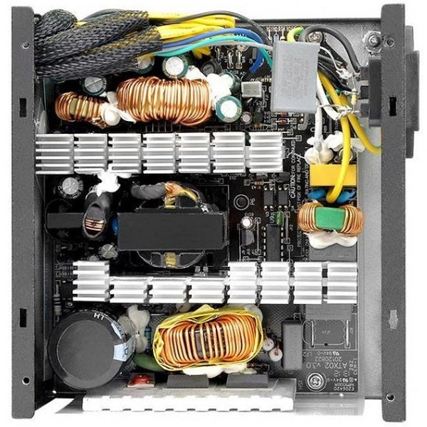 Блок питания Thermaltake ATX 700W TR2 S (PS-TRS-0700NPCWEU-2)