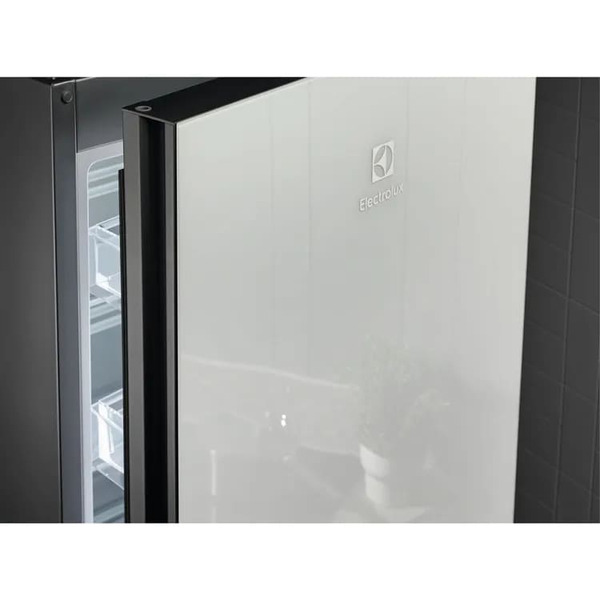 Холодильник Electrolux LNT7ME36G2
