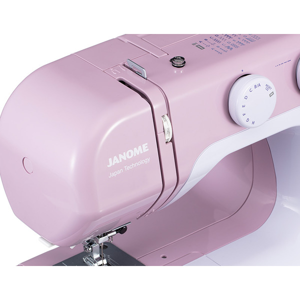 J590 Швейная машина JANOME
