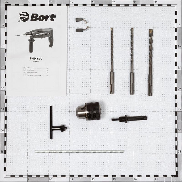Перфоратор Bort BHD-650