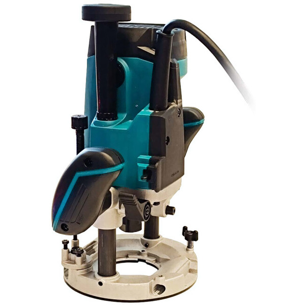 Фрезер Makita M3602B