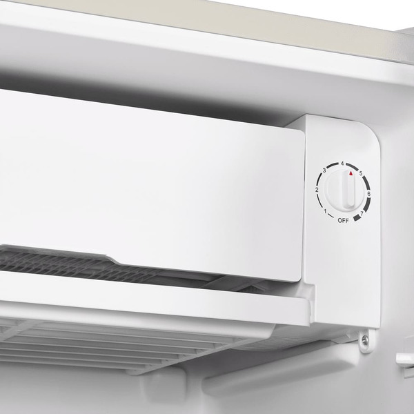 Холодильник MAUNFELD MFF83RBG