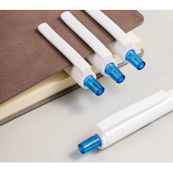 Шариковая ручка Deli Xtream EQ42-BL