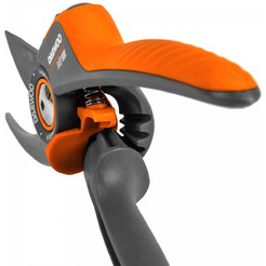 Секатор Daewoo Power DAGP 900