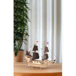 Модель в виде конструктора EWA Владыка морей