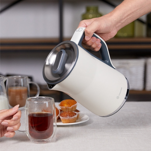 Электрический чайник Evolution KP18151D (белый)