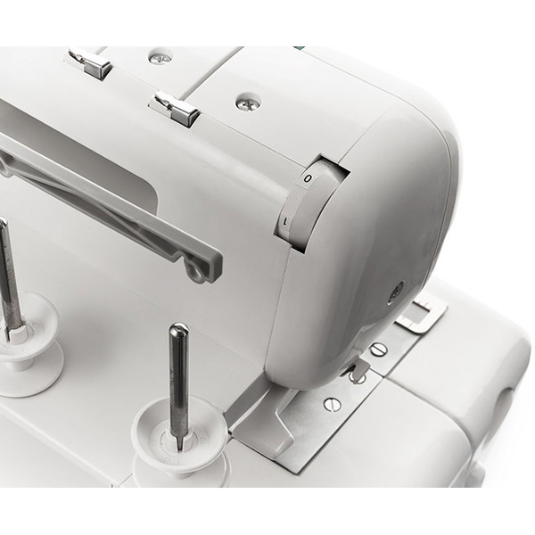 Оверлок CHAYKA 547