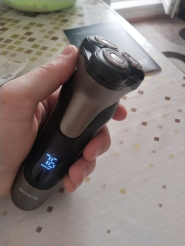 Бритва электрическая POLARIS PMR 0420R flex&float 4D PRO (черный/серебряный)