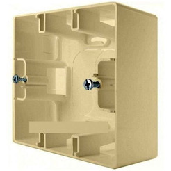 Коробка Legrand Etika 672520