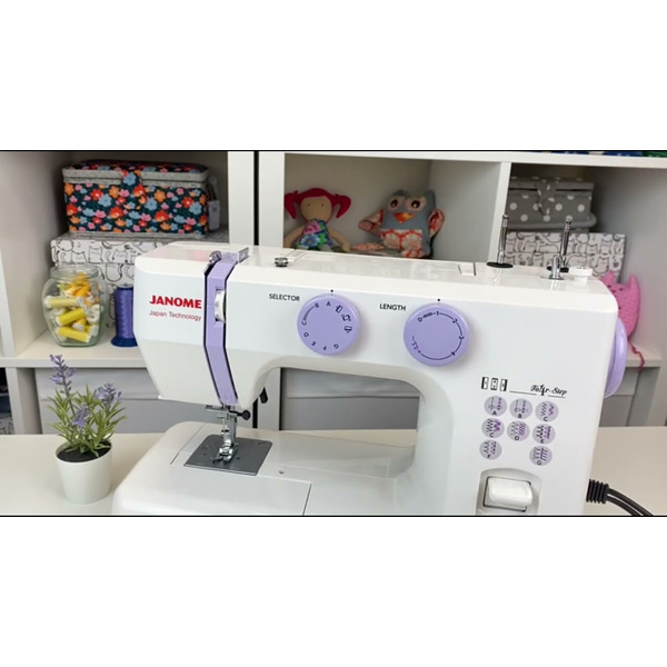 Швейная машина Janome VS 52