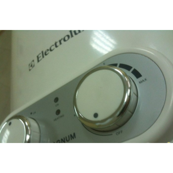 Водонагреватель Electrolux EWH 50 Magnum Unifix