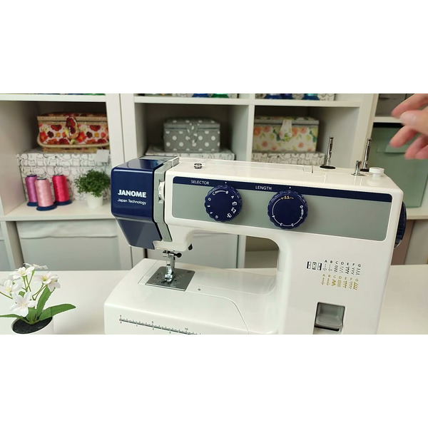 Швейная машина JANOME SP901