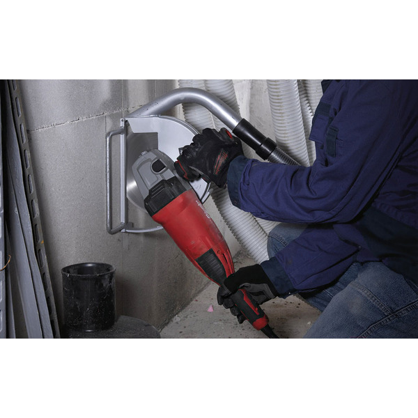 Угловая шлифмашина Milwaukee AGVK24-230EK 4933451413