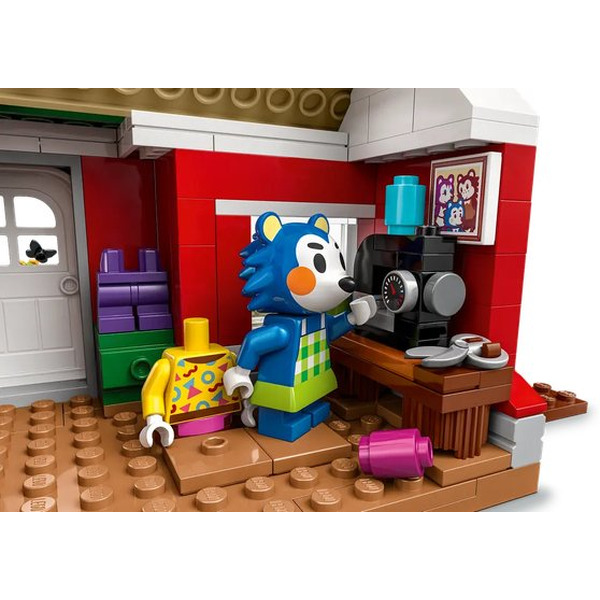 Конструктор Lego Animal Crossing Магазин одежды сестер Эбл 77055