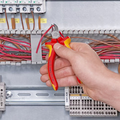 Бокорезы Knipex 70 06 125