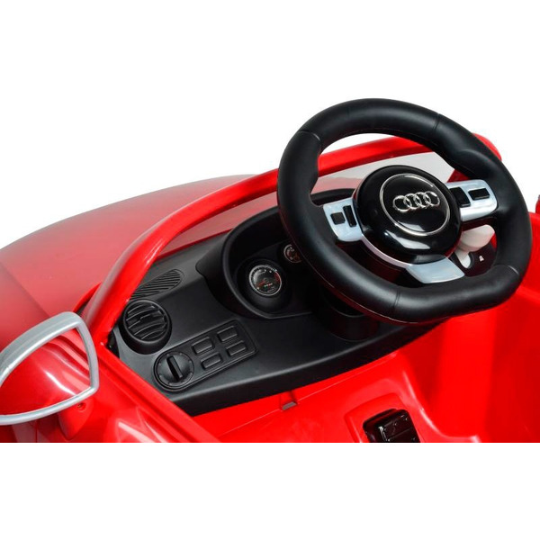 Электромобиль CHI LOK BO AUDI TT 676 красная