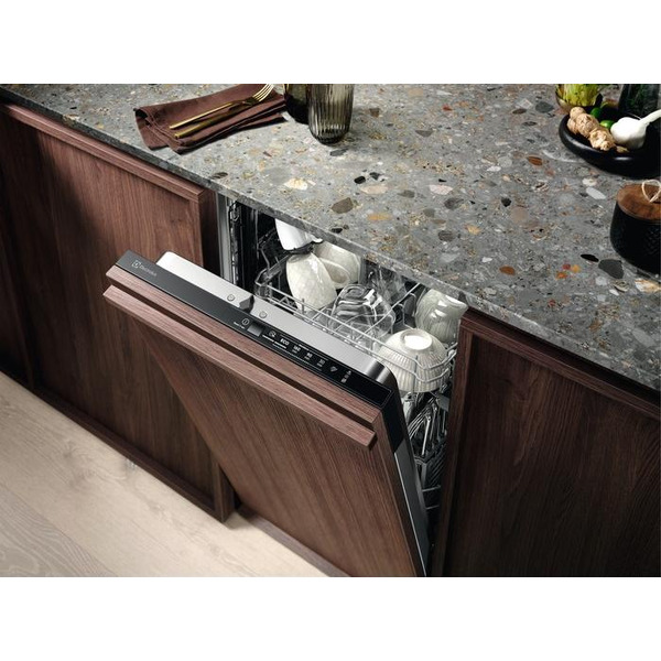 Посудомоечная машина Electrolux EEA71210L