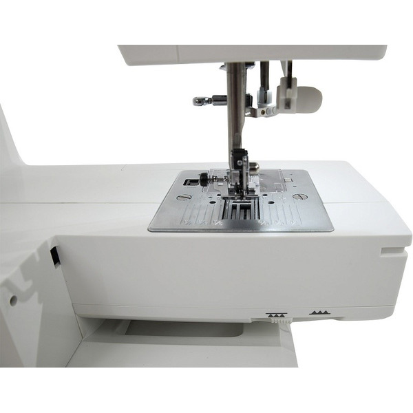 Швейная машина Leader Artmaster 320E