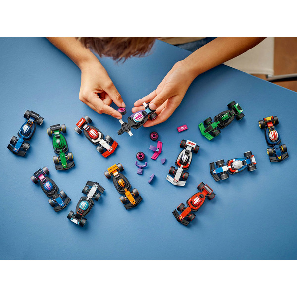 Конструктор LEGO Minifigures 71049 Коллекционные гоночные автомобили F1