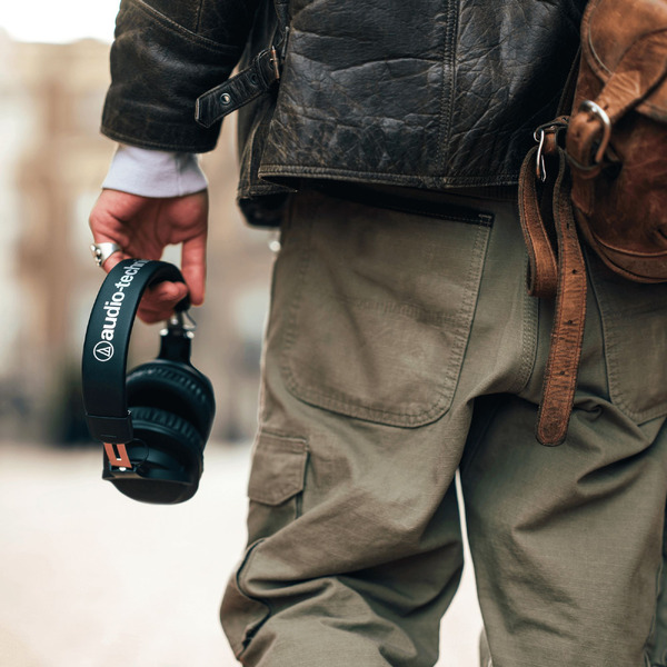 Наушники Audio-Technica ATH-M20xBT (черный)