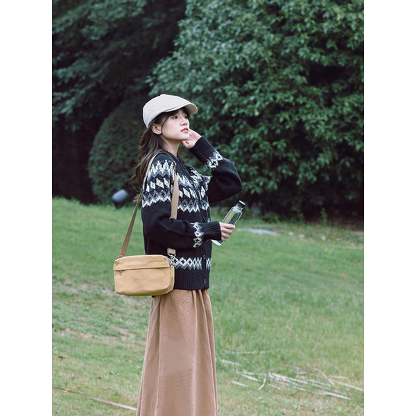 Сумка Qminica EMB-004B