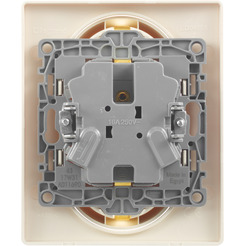 Розетка Legrand Etika 672323